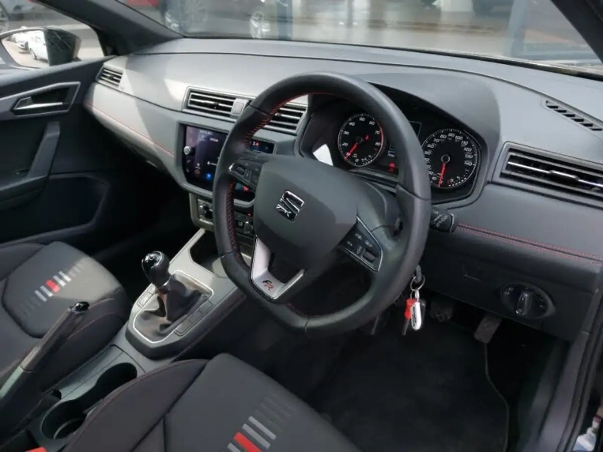 2021-seat-ibiza-10-tsi-fr-95ps-big-9