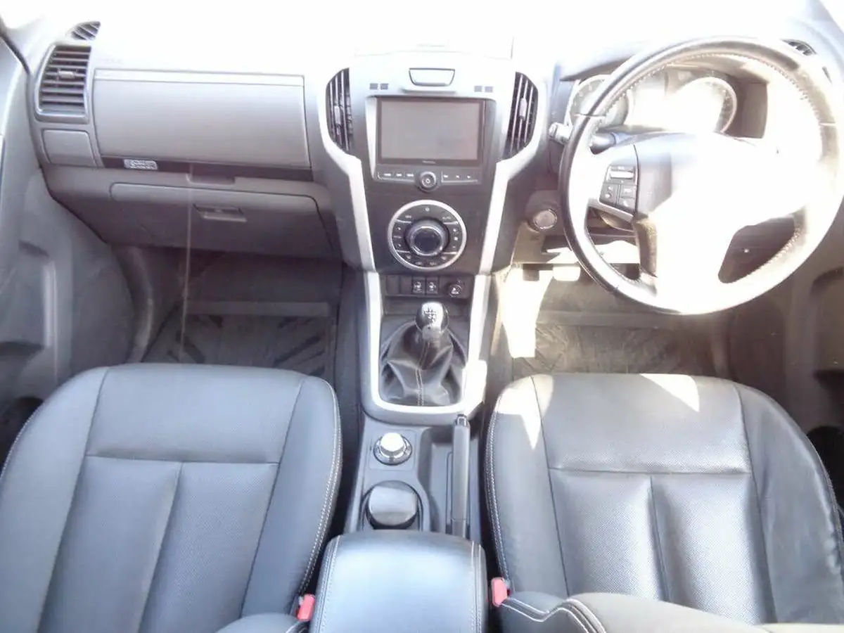 2020-isuzu-d-max-19td-utah-big-5