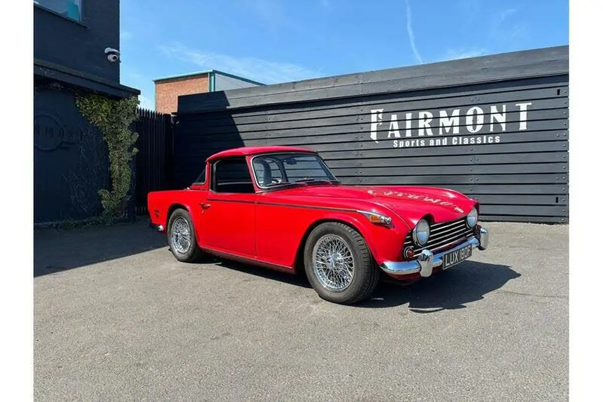 1968-triumph-tr5-convertible-big-0