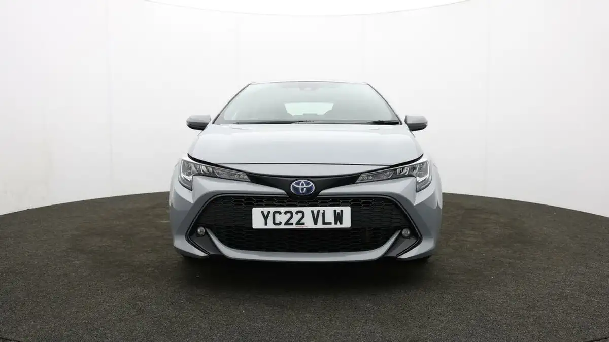 2022-toyota-corolla-18-vvt-i-icon-120bhp-trk-hatchback-5d-big-1