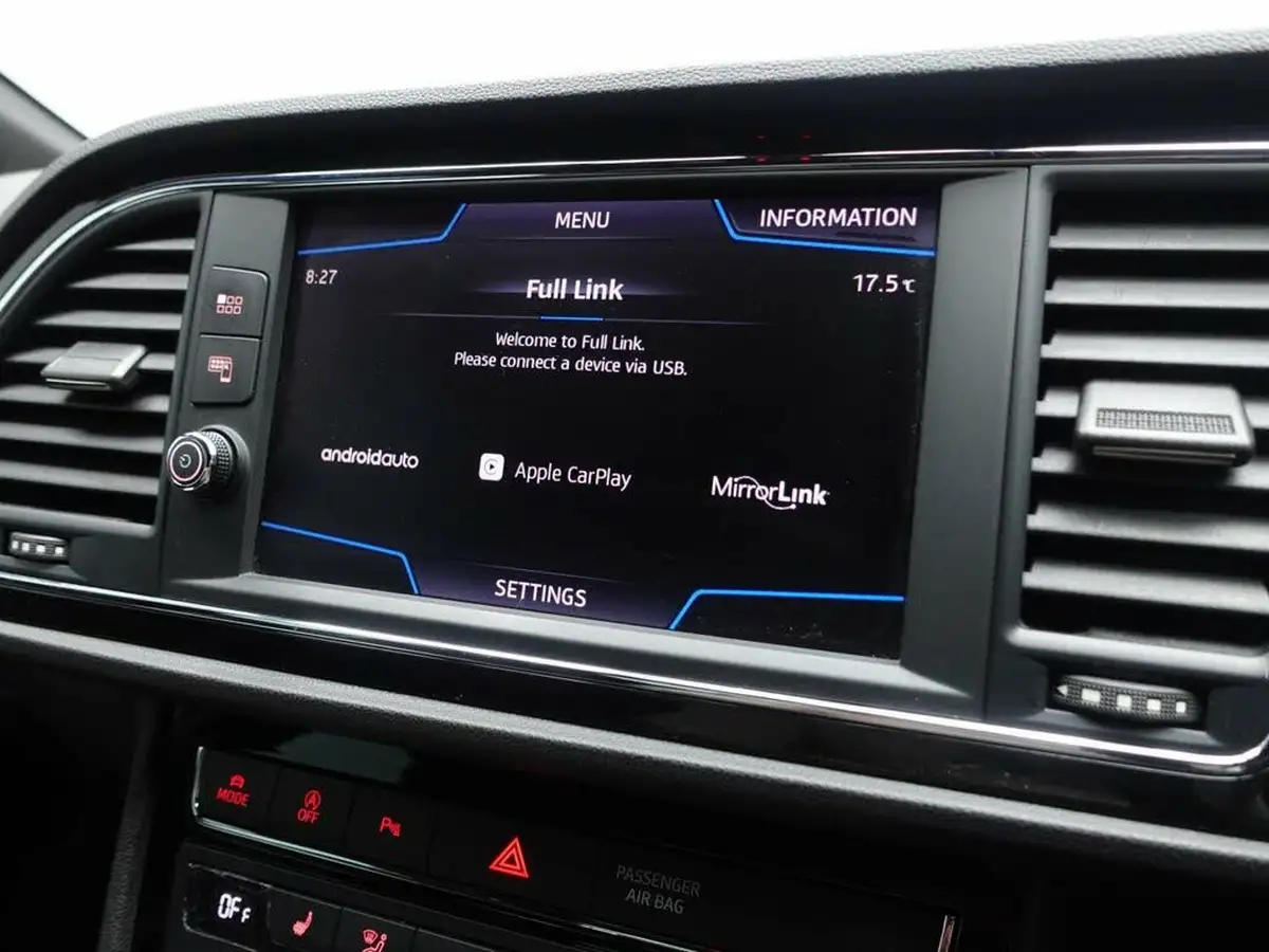 2020-seat-leon-20tdi-fr-black-edition-hatchback-dsg-big-35