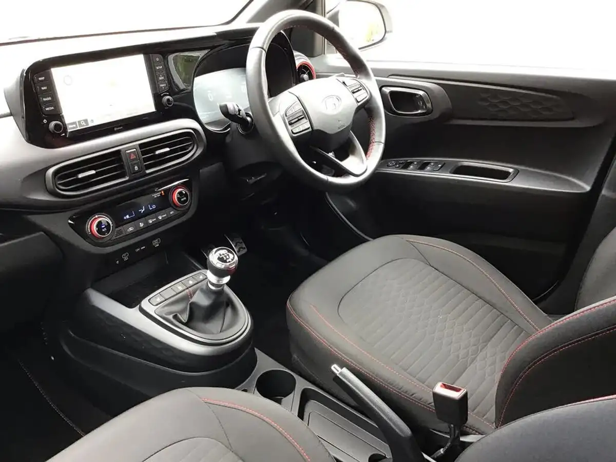 2024-hyundai-i10-10-t-gdi-n-line-90ps-two-tone-roof-big-15