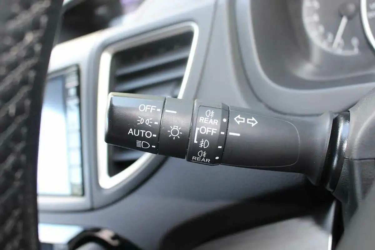 2018-honda-cr-v-20-i-vtec-se-plus-navi-4wd-ss-big-19