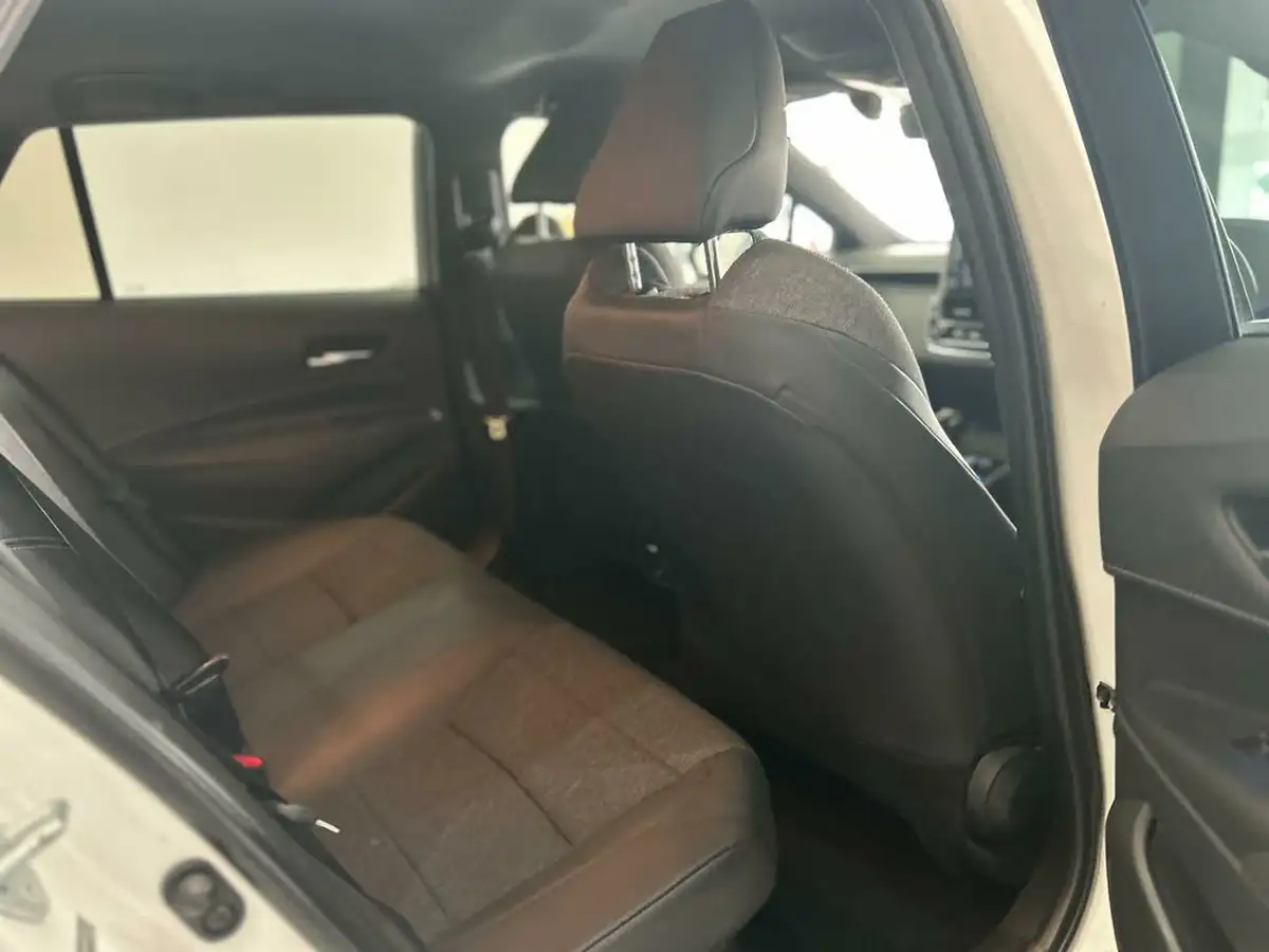 2021-toyota-corolla-18-vvt-i-design-trk-touring-sports-5d-big-22
