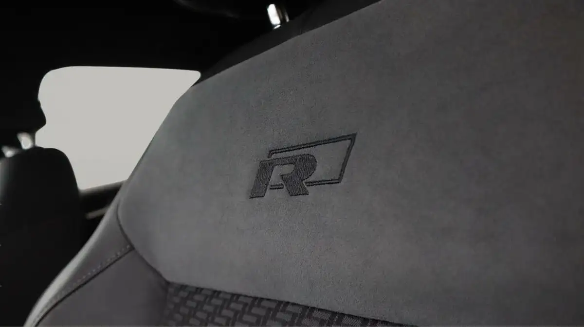 2019-volkswagen-t-roc-15-tsi-r-line-dsg-big-22