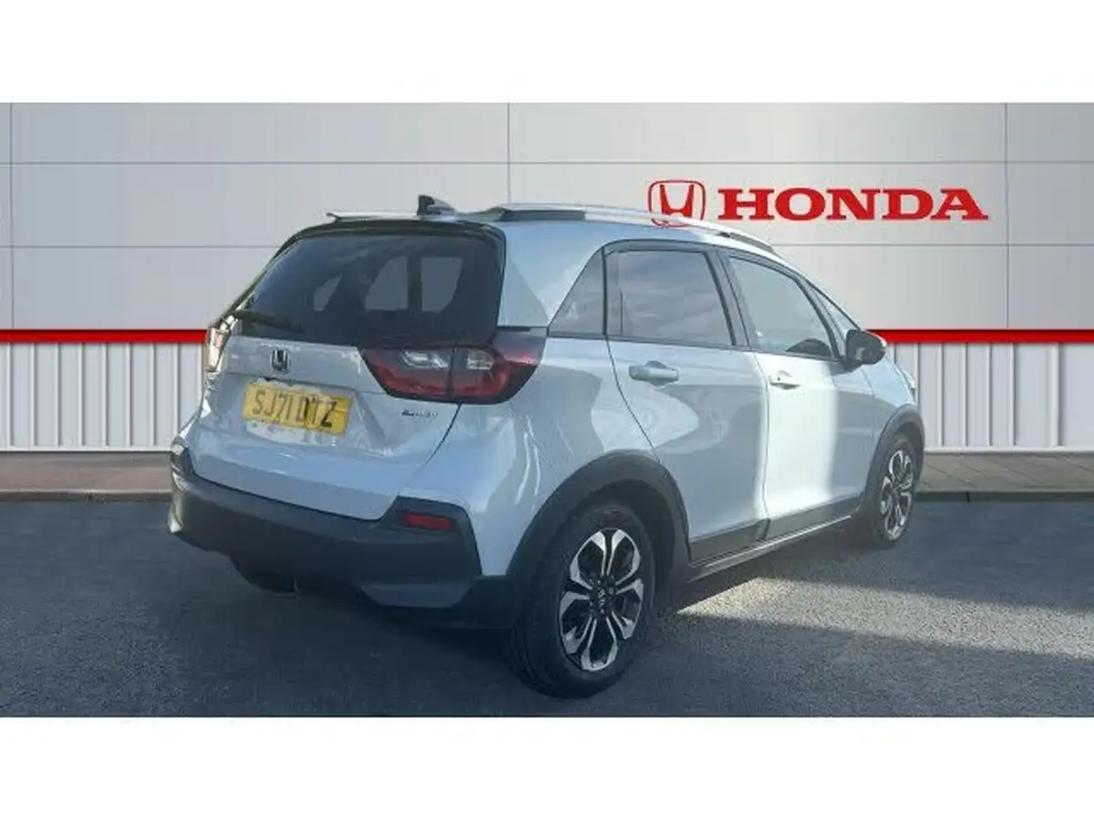 2021-honda-jazz-15-i-mmd-ex-109ps-big-11