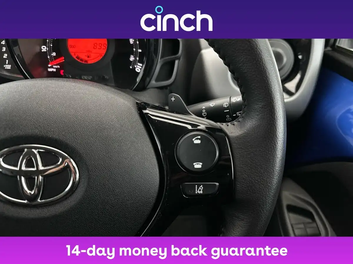 2019-toyota-aygo-10-vvt-i-x-clusiv-x-shift-big-33