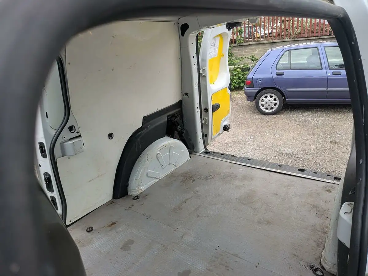 2017-renault-kangoo-maxi-15td-ll21-energy-dci-110-maxi-business-eu6-panel-1461cc-big-74