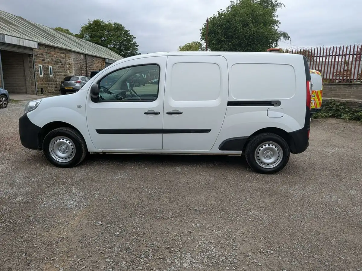 2017-renault-kangoo-maxi-15td-ll21-energy-dci-110-maxi-business-eu6-panel-1461cc-big-22