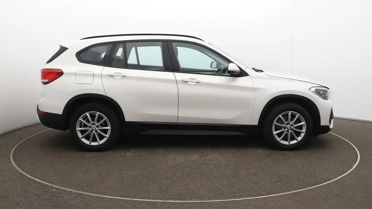 2020-bmw-x1-15-sdrive18i-se-big-47