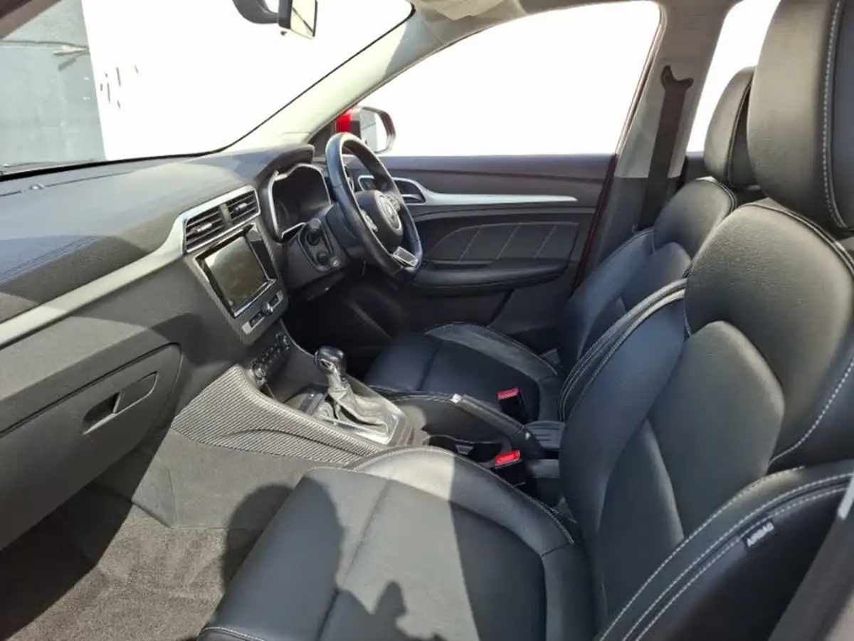 2020-mg-zs-suv-10t-gdi-exclusive-111ps-big-4