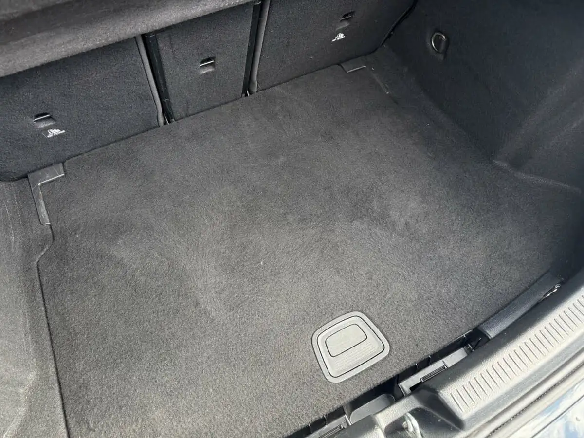 2019-mercedes-benz-a-class-20-a35-amg-premium-plus-hatchback-5d-big-23