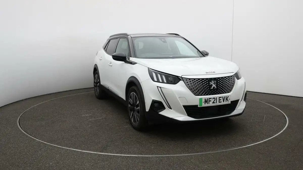 2021-peugeot-2008-suv-e-gt-premium-big-46