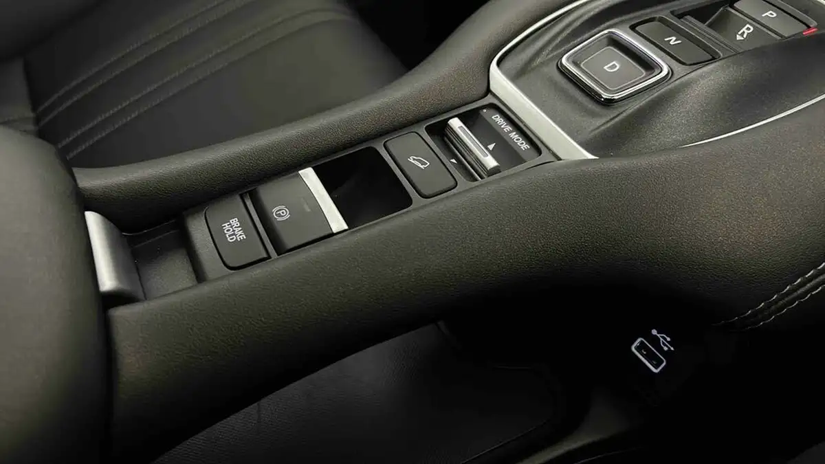 2024-honda-zr-v-20-i-mmd-advance-big-47