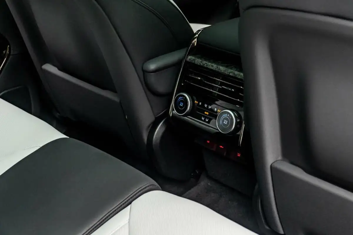 2023-land-rover-range-rover-sport-44-p530-vermillion-edition-big-40