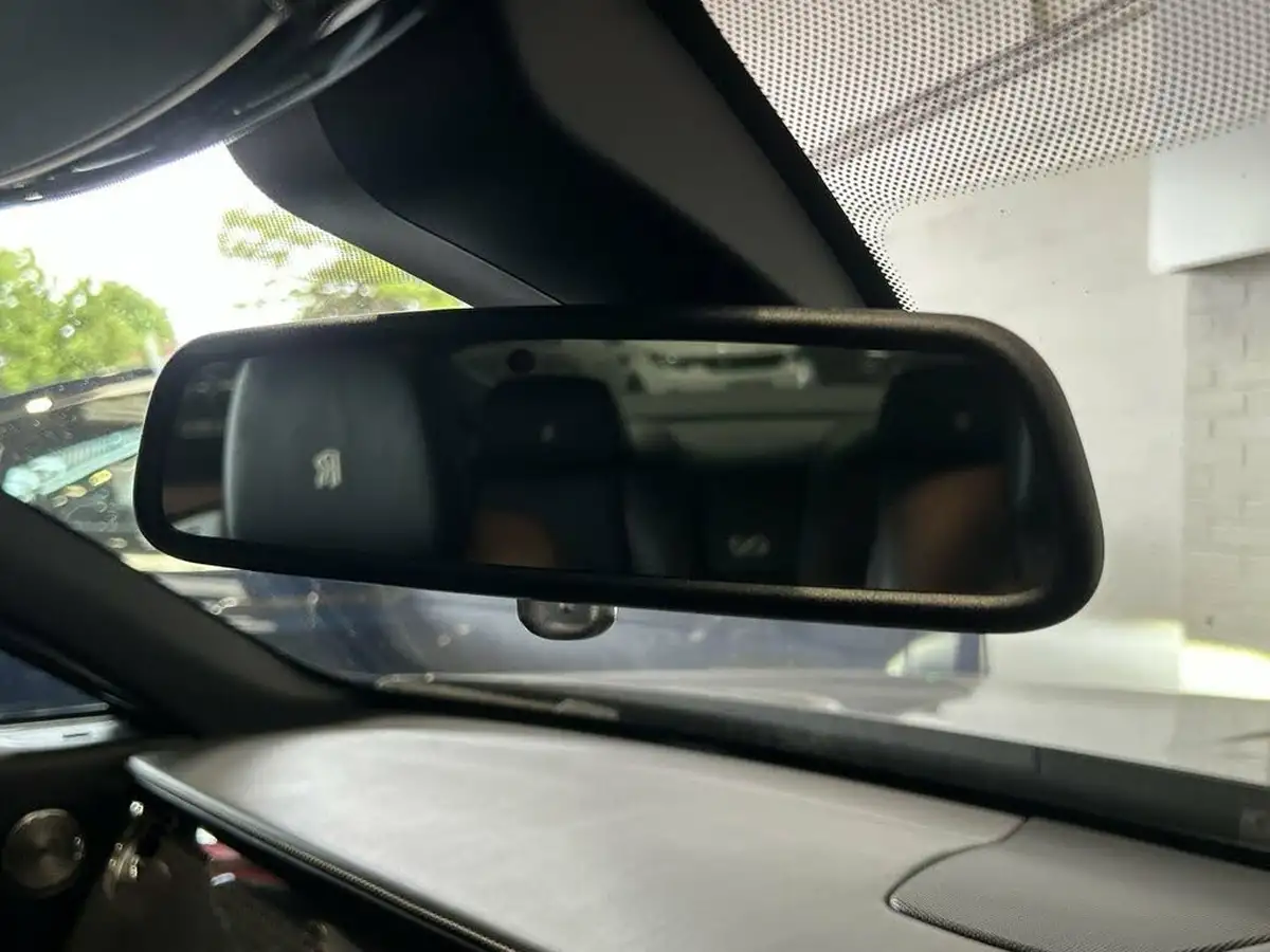 2018-rolls-royce-wraith-66-big-65