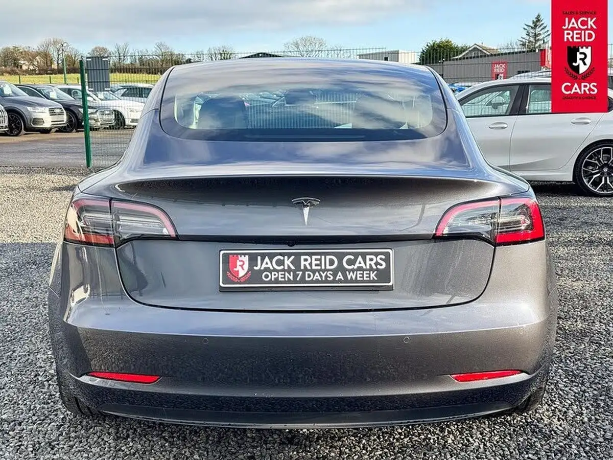 2021-tesla-model-3-e-standard-plus-big-3
