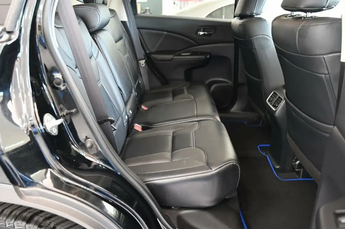 2017-honda-cr-v-16i-dtec-black-edition-big-17