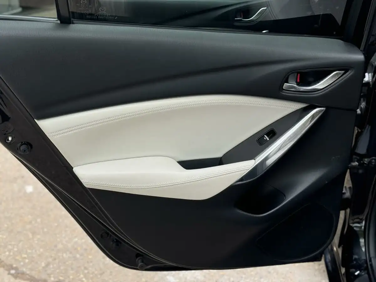 2018-mazda-mazda6-22td-sport-nav-150ps-saloon-4d-big-19