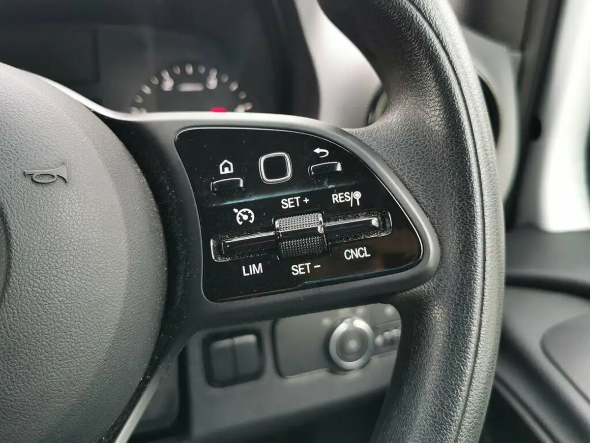 2024-mercedes-benz-sprinter-20cdi-315-l2h1-premium-big-12