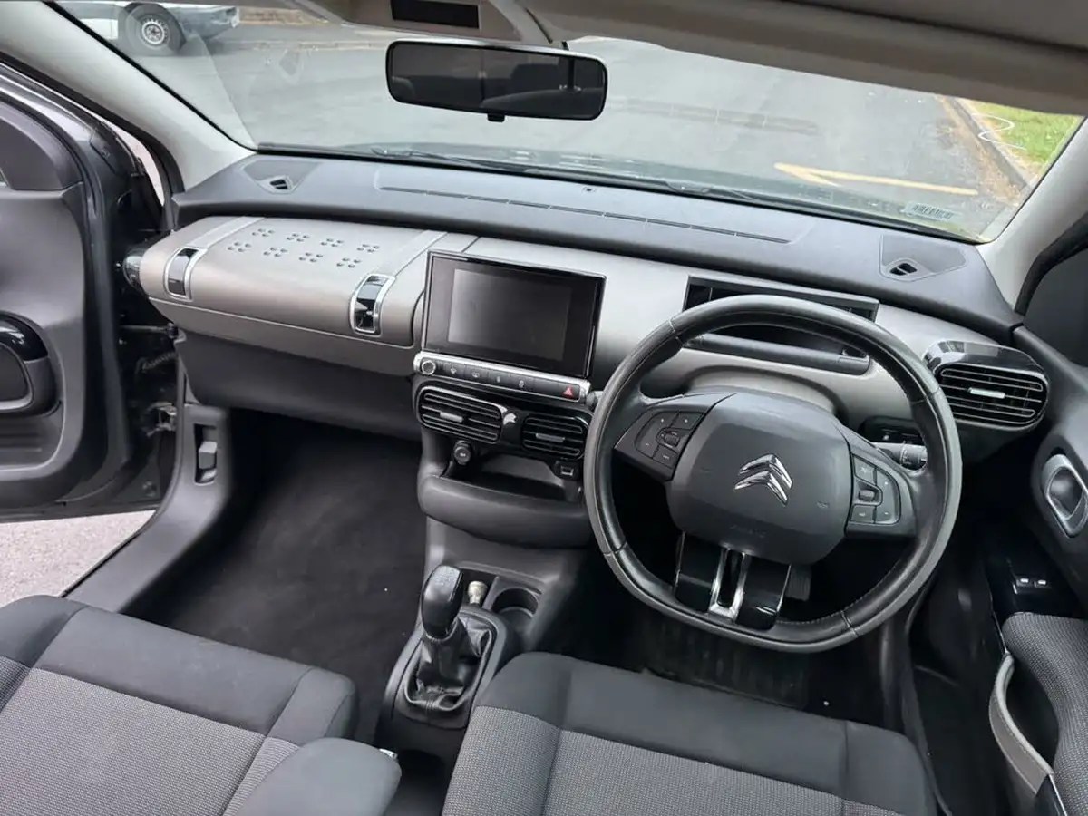 2017-citroen-c4-cactus-12-puretech-flair-82ps-big-17