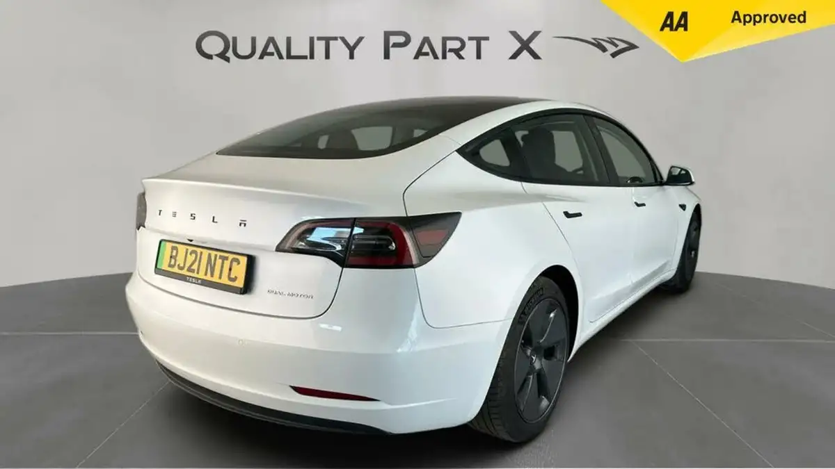 2021-tesla-model-3-e-long-range-4x4-big-2