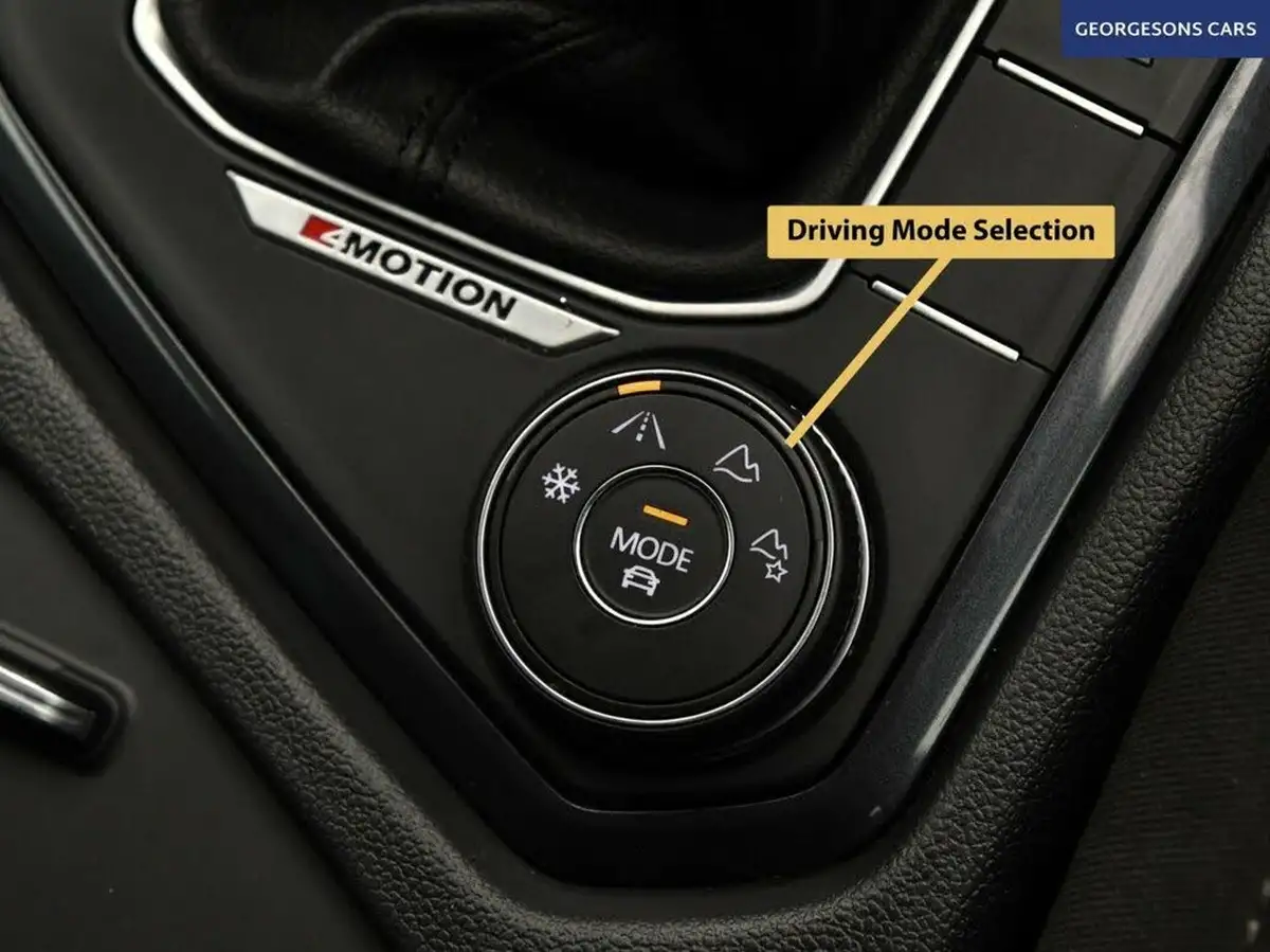 2018-volkswagen-tiguan-20tdi-se-navigation-150ps-4motion-ss-big-30