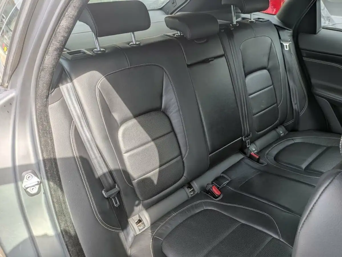 2018-jaguar-f-pace-20-i4d-r-sport-180ps-auto-big-13