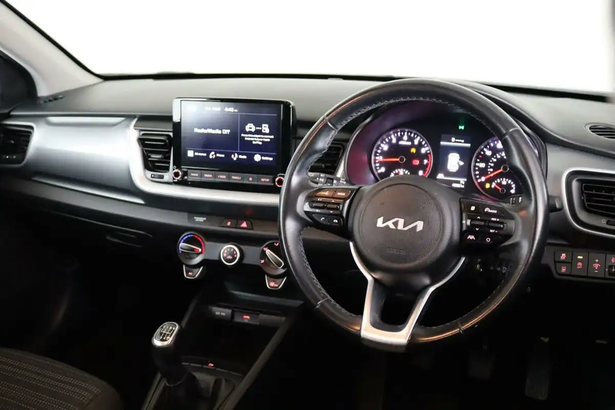 2022-kia-stonic-10-t-gdi-2-big-11