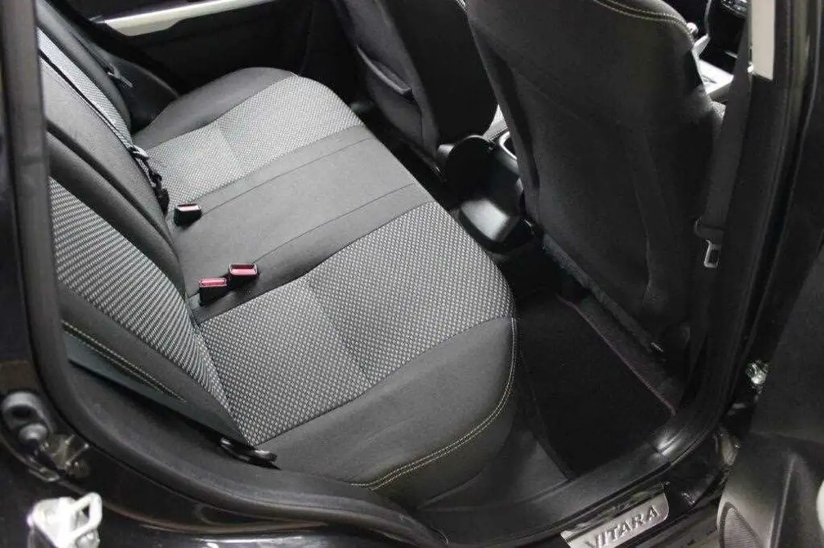 2017-suzuki-vitara-16-sz4-big-20