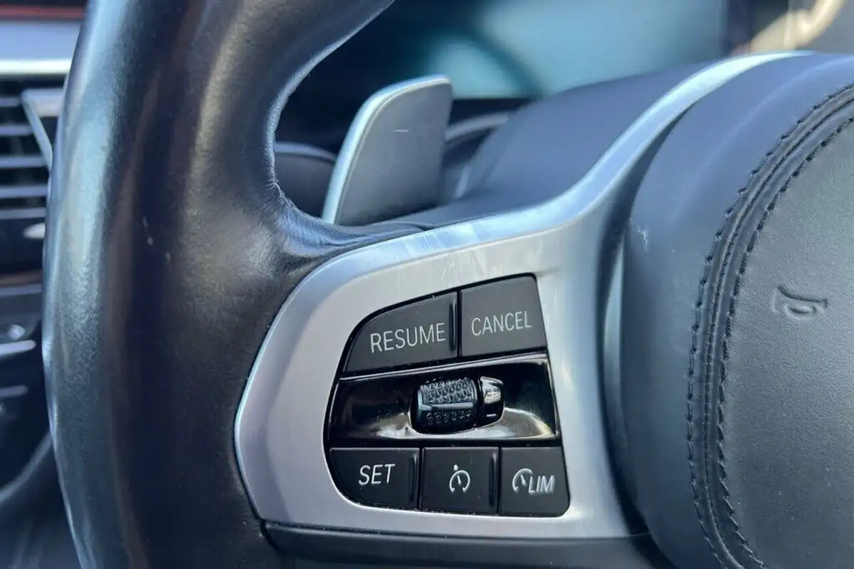 2022-bmw-5-series-20-530e-m-sport-touring-5d-big-38