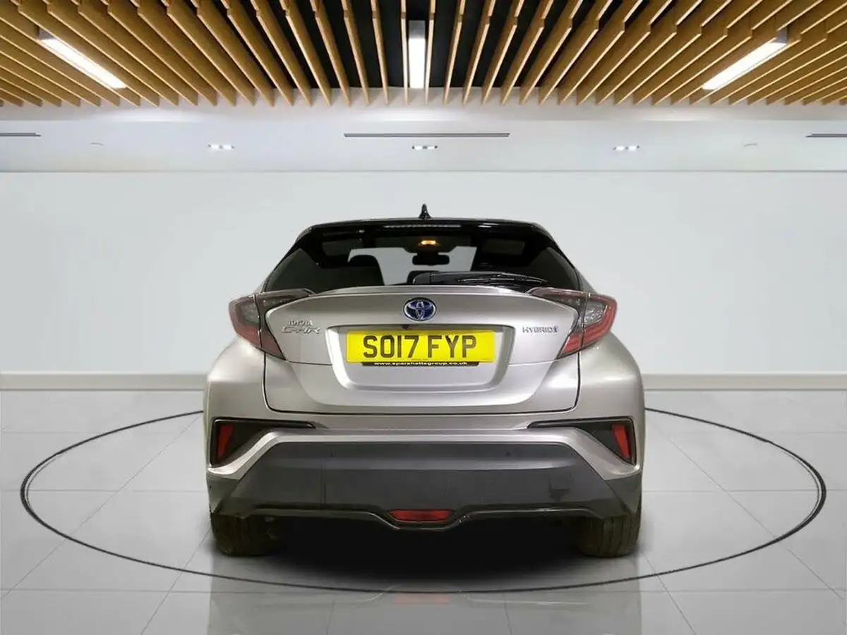 2017-toyota-c-hr-18-vvt-i-dynamic-big-7