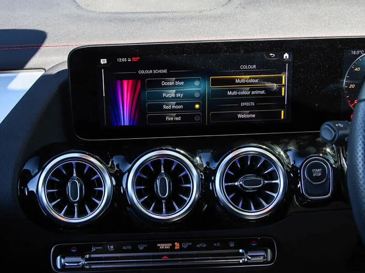 2021-mercedes-benz-eqa-e-eqa-250-amg-line-big-18