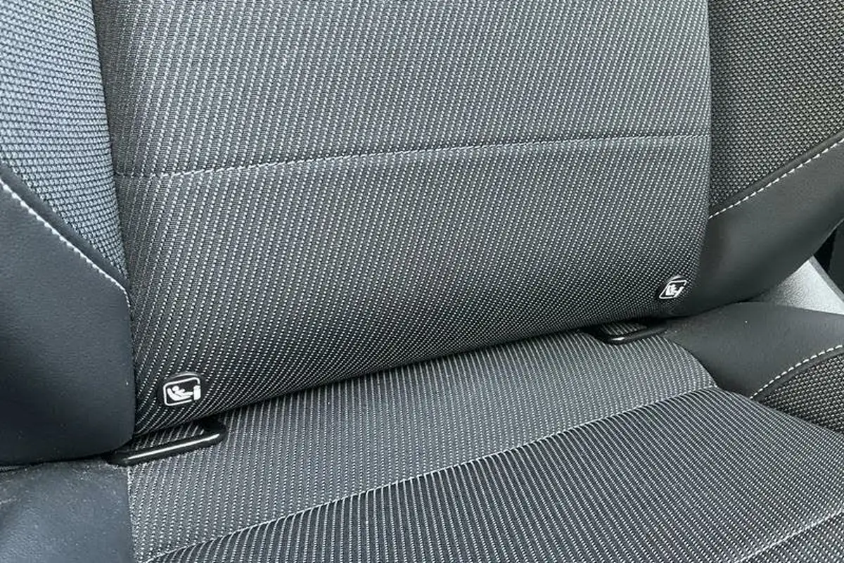 2022-volkswagen-t-cross-10-tsi-black-edition-110ps-dsg-big-32