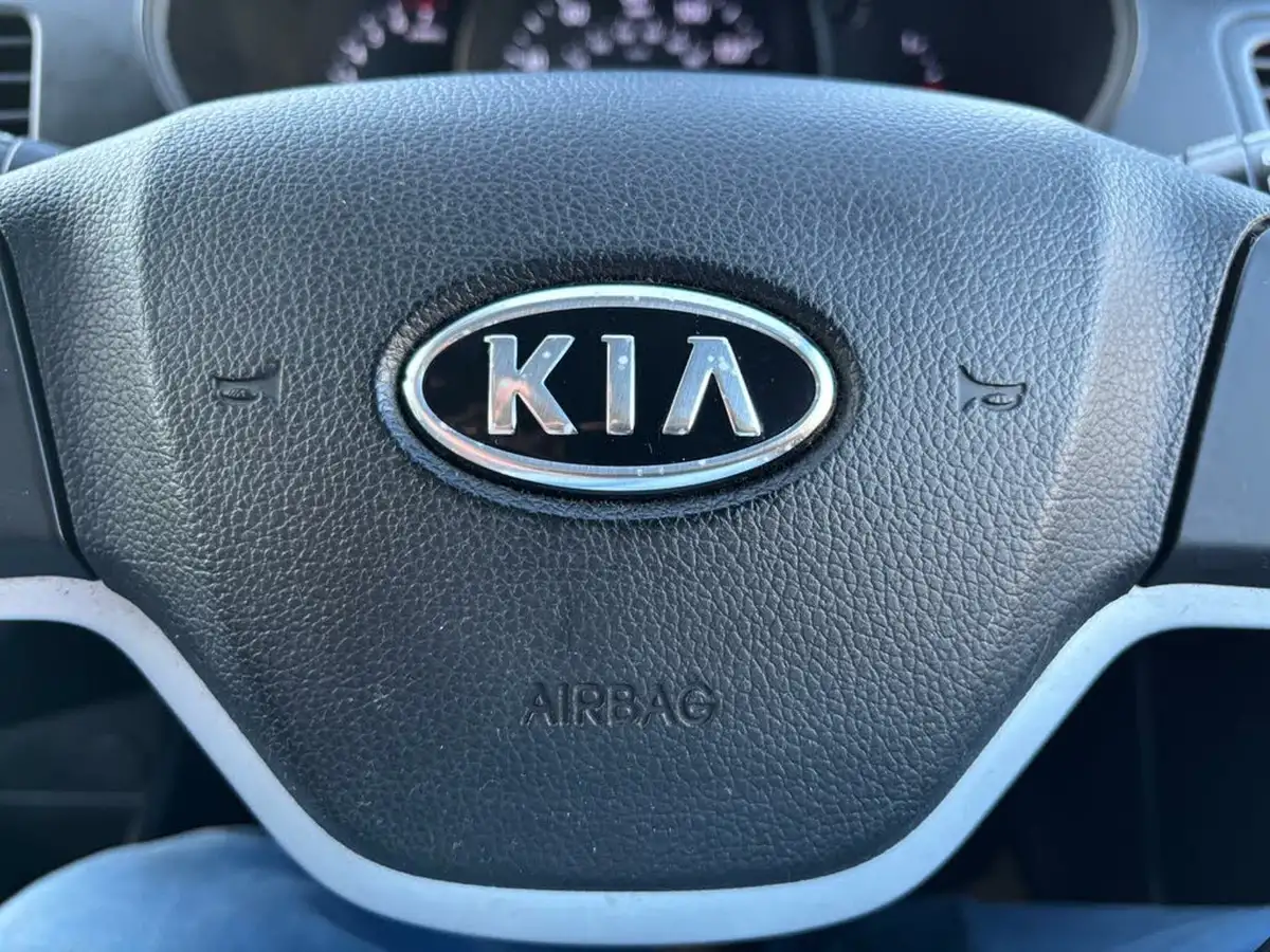 2012-kia-picanto-10-picanto-1-5d-big-53