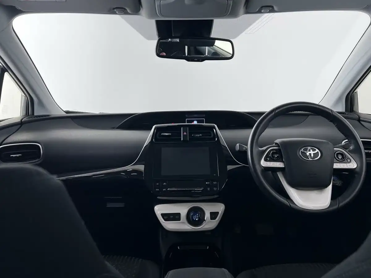 2019-toyota-prius-18-vvt-i-business-edition-plus-ss-cvt-big-21