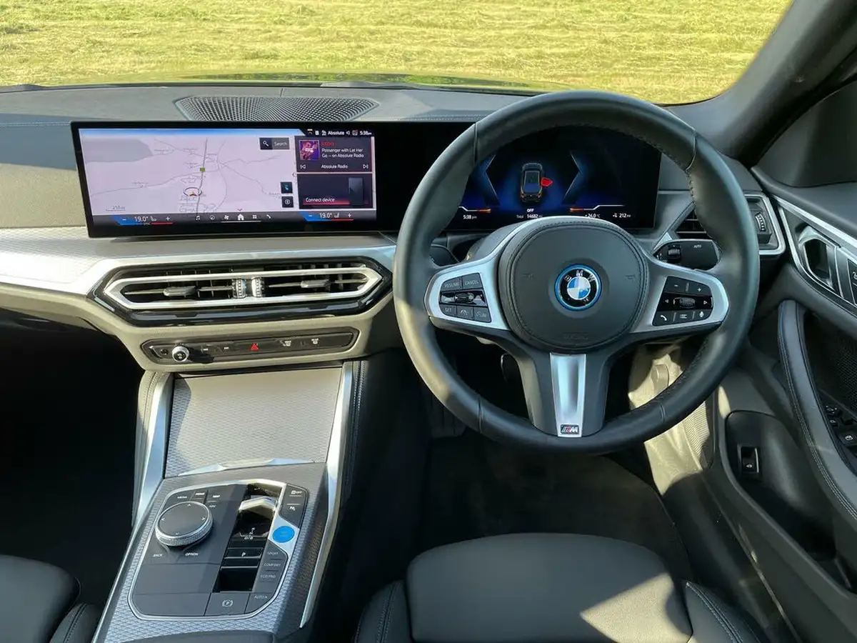 2024-bmw-i4-e-edrive40-m-sport-pro-packtech-pack-big-30