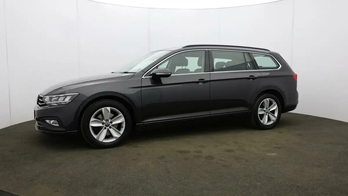 2021-volkswagen-passat-20tdi-se-nav-150ps-estate-5d-big-32