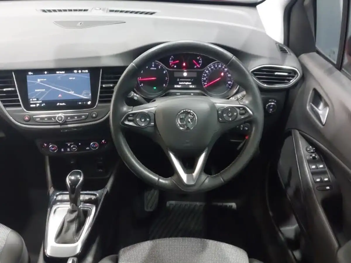 2022-vauxhall-crossland-15-elite-edition-120ps-auto-big-6