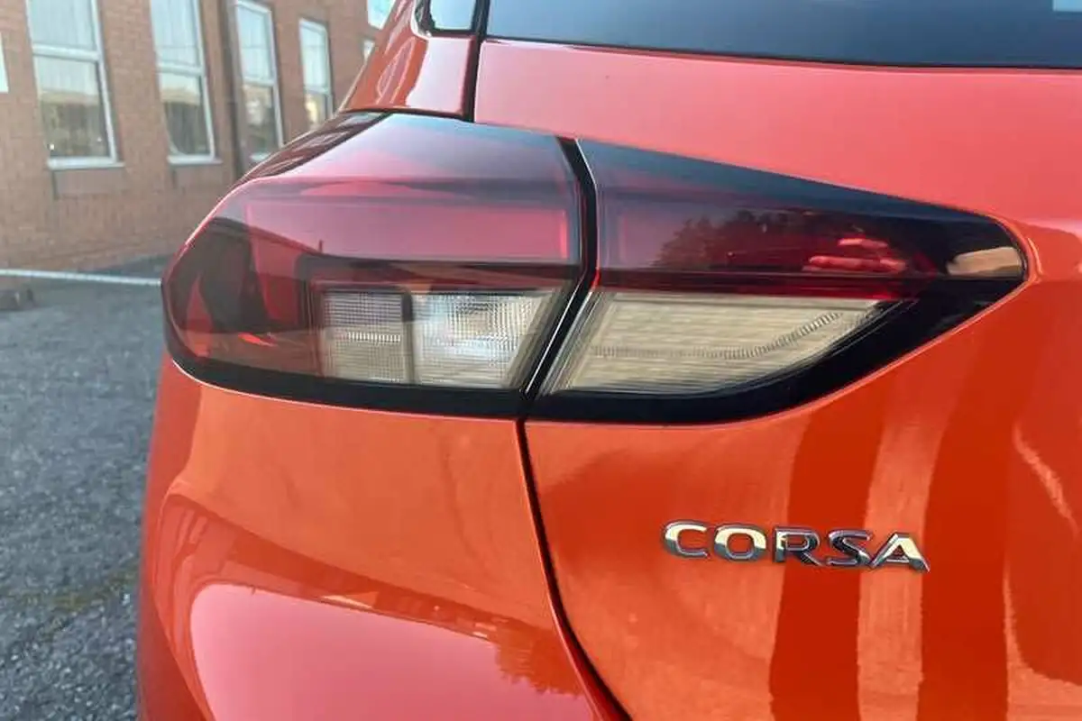 2022-vauxhall-corsa-12i-elite-edition-big-30