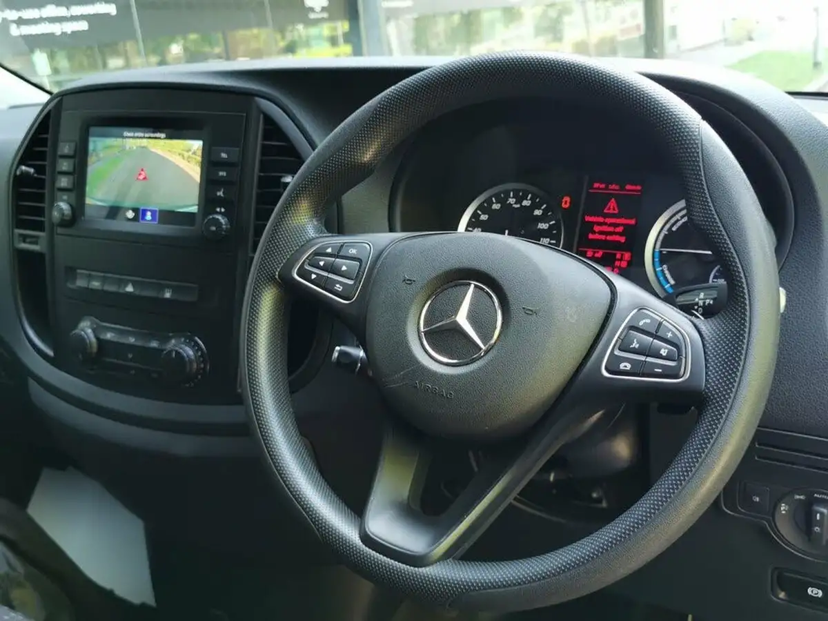 2022-mercedes-benz-vito-e-progressive-l2-big-9