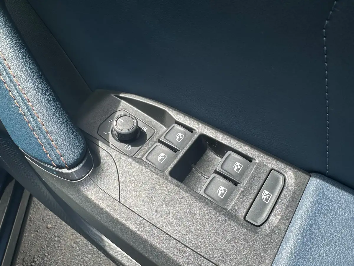 2024-cupra-formentor-15-tsi-v2-big-28