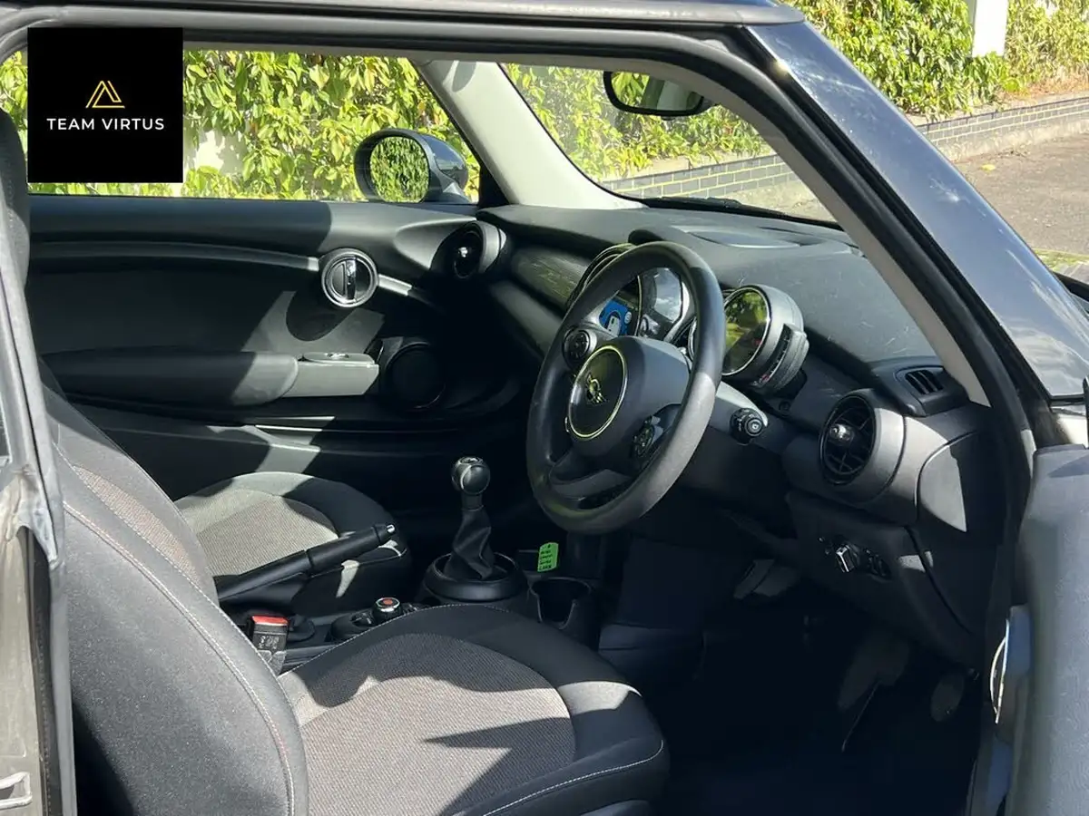 2018-mini-cooper-15-cooper-series-ii-ss-hatchback-3d-big-13