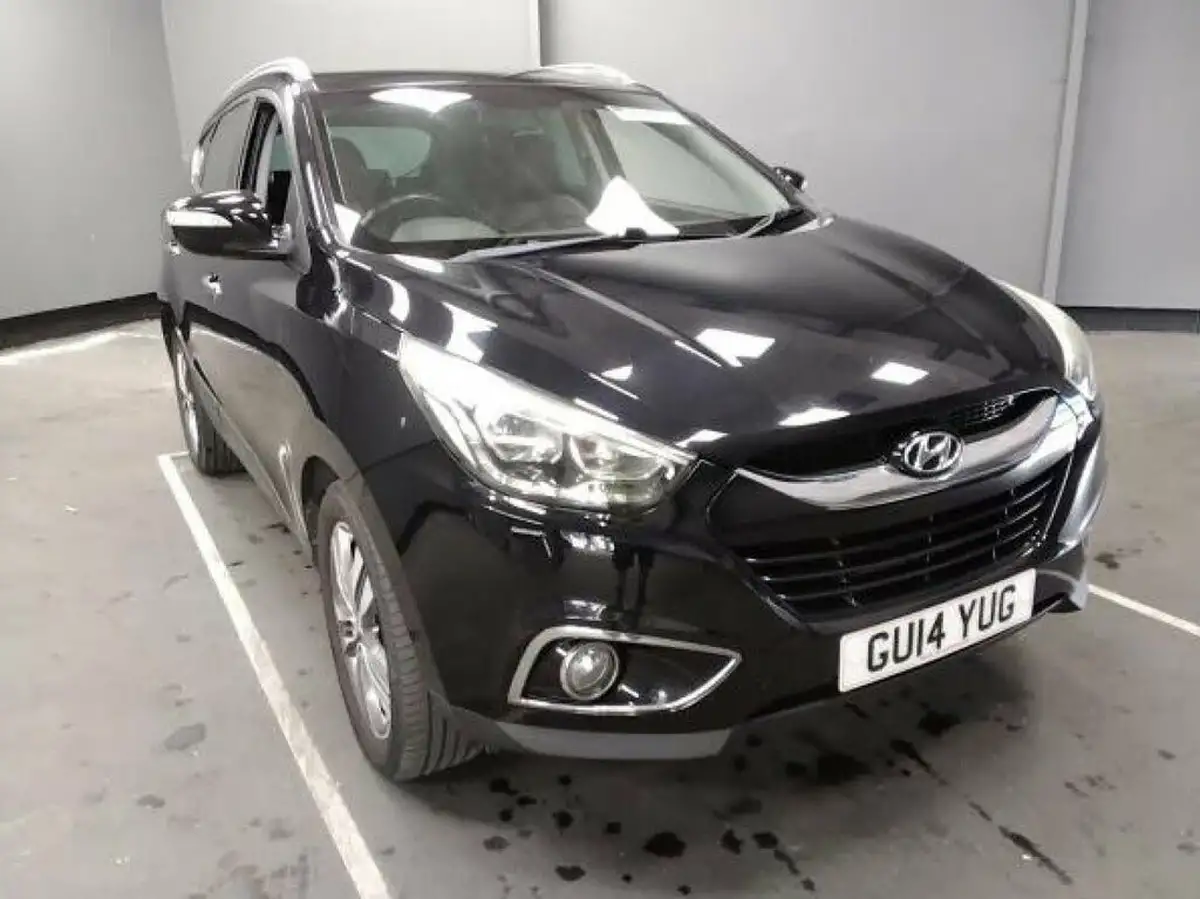 2014-hyundai-ix35-17td-premium-115ps-big-0