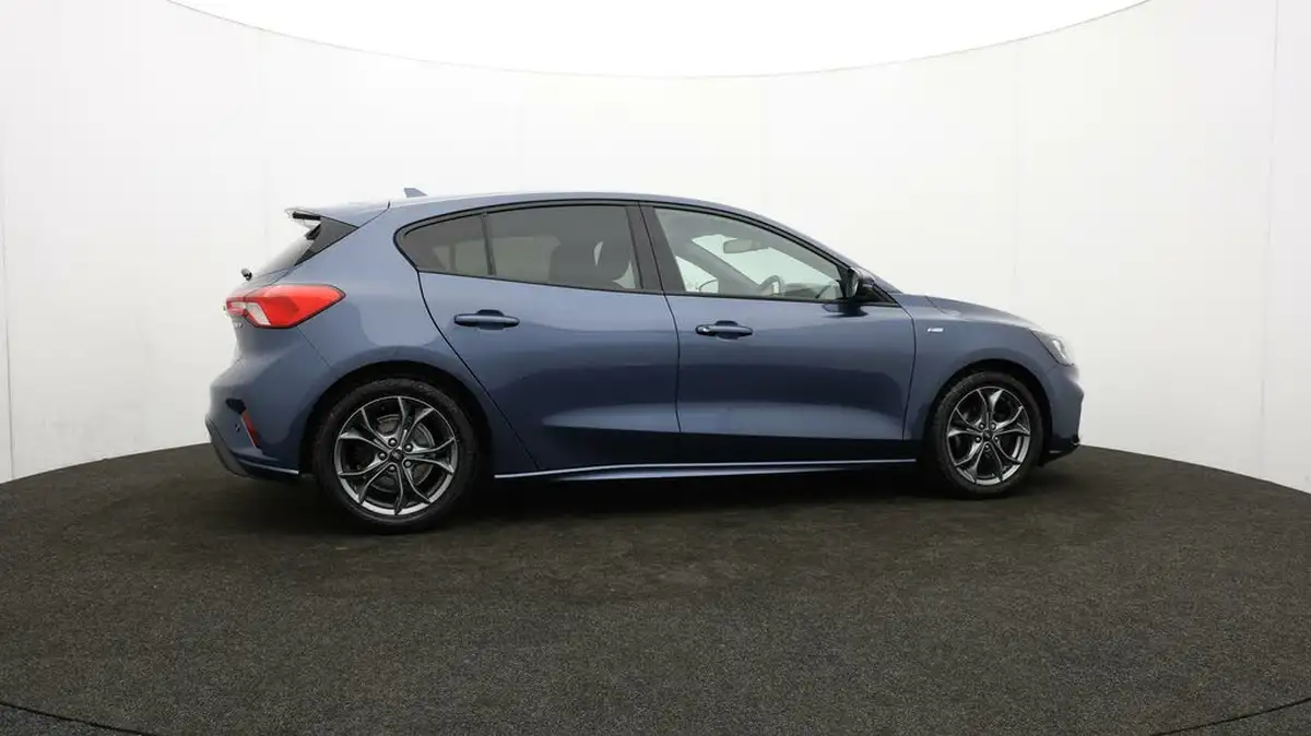 2021-ford-focus-10t-st-line-edition-125ps-hatchback-big-37