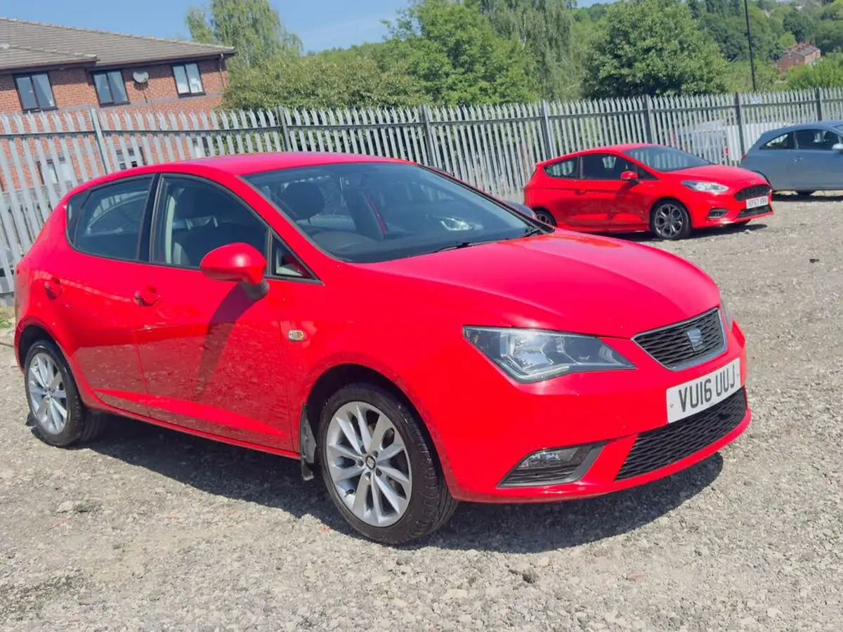 2016-seat-ibiza-10-vista-hatchback-5d-big-0