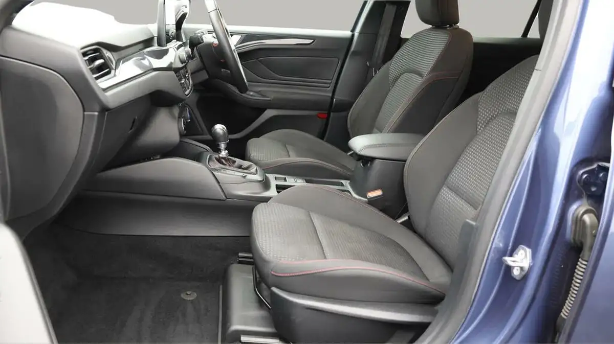2021-ford-focus-10t-st-line-edition-125ps-hatchback-big-13