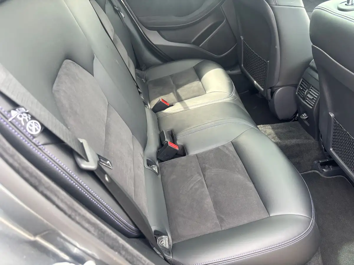 2016-infiniti-q30-15d-business-executive-dct-big-10