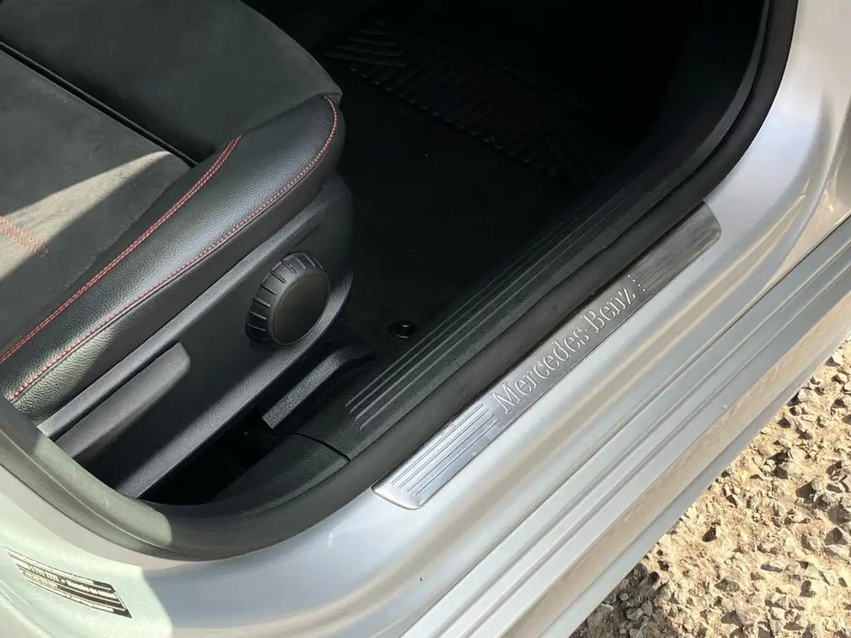 2019-mercedes-benz-a-class-13-a180-amg-line-hatchback-5d-7g-dct-big-30