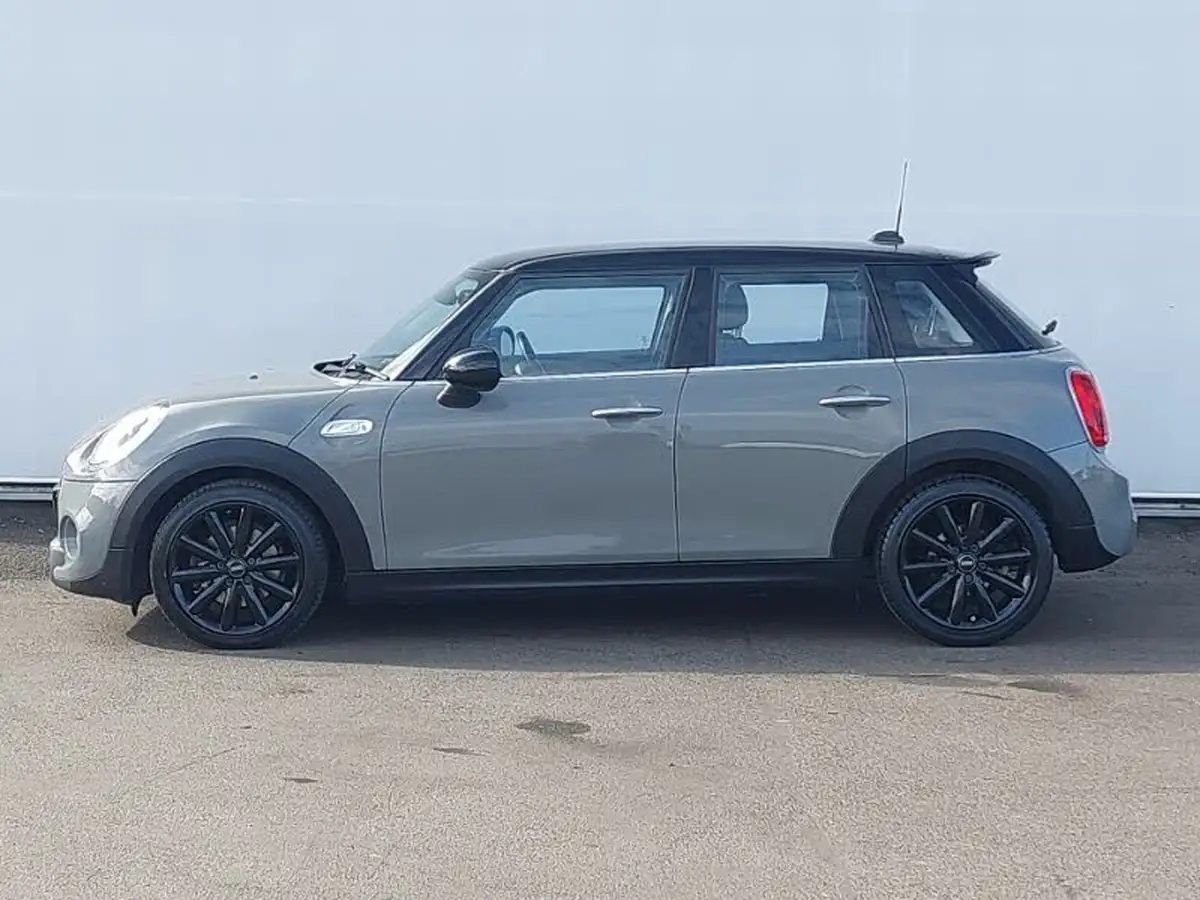 2017-mini-cooper-20-cooper-s-ss-hatchback-5d-big-3